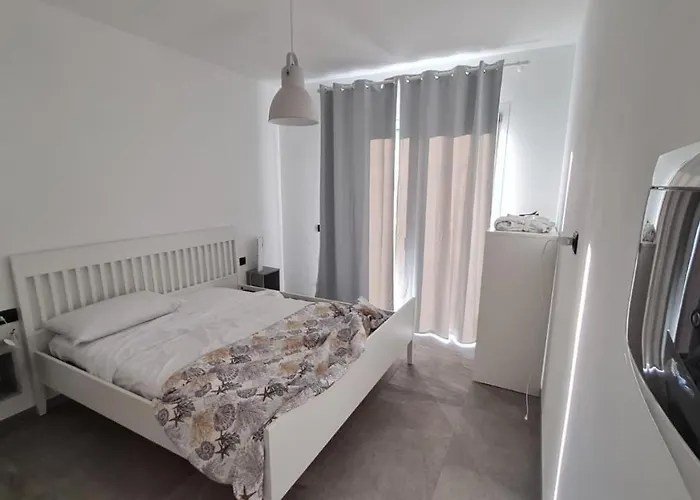 I Laghee Casette Breva E Tivano Lakeside Garden Bike&boat&scooter