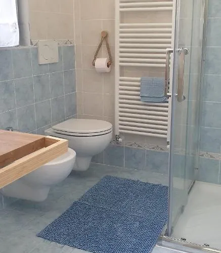 I Laghee Casette Breva E Tivano Lakeside Garden Bike&boat&scooter بيت للعطل كوليكو