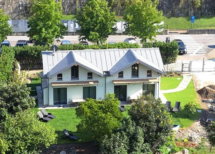 I Laghee Casette Breva E Tivano Lakeside Garden Bike&boat&scooter بيت للعطل