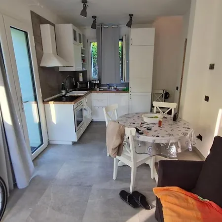 I Laghee Casette Breva E Tivano Stylish Winter Cozy With Private Garden * Colico