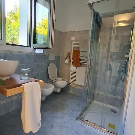 Holiday home I Laghee Casette Breva E Tivano -garden-parking-lake View - Bike Friendly House Colico